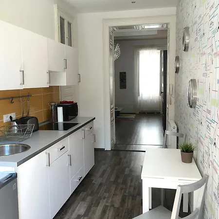 Budget By Hi5-kiraly 99 Apartment *